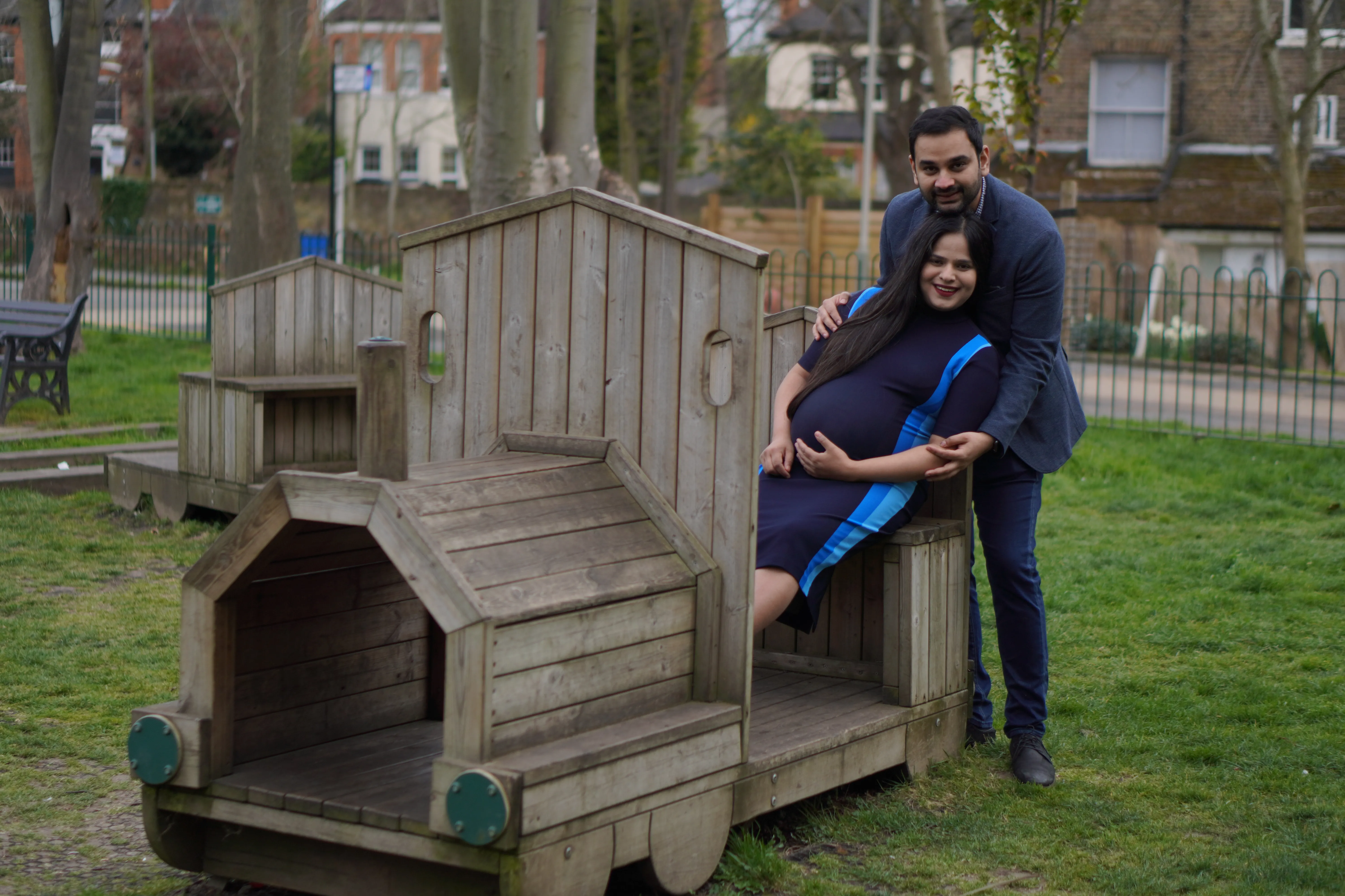 Twofold Frames - maternity photography