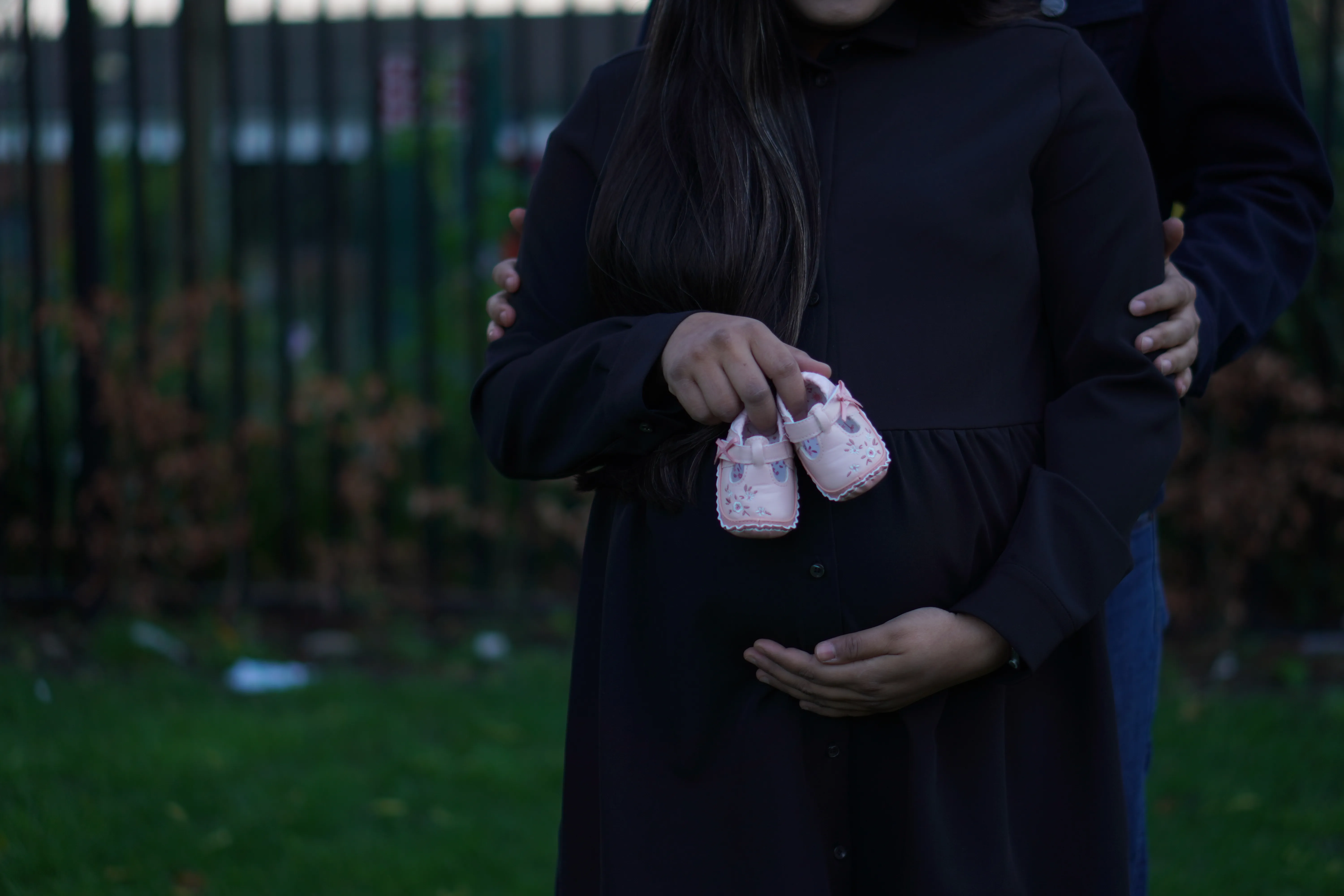 Twofold Frames - maternity photography